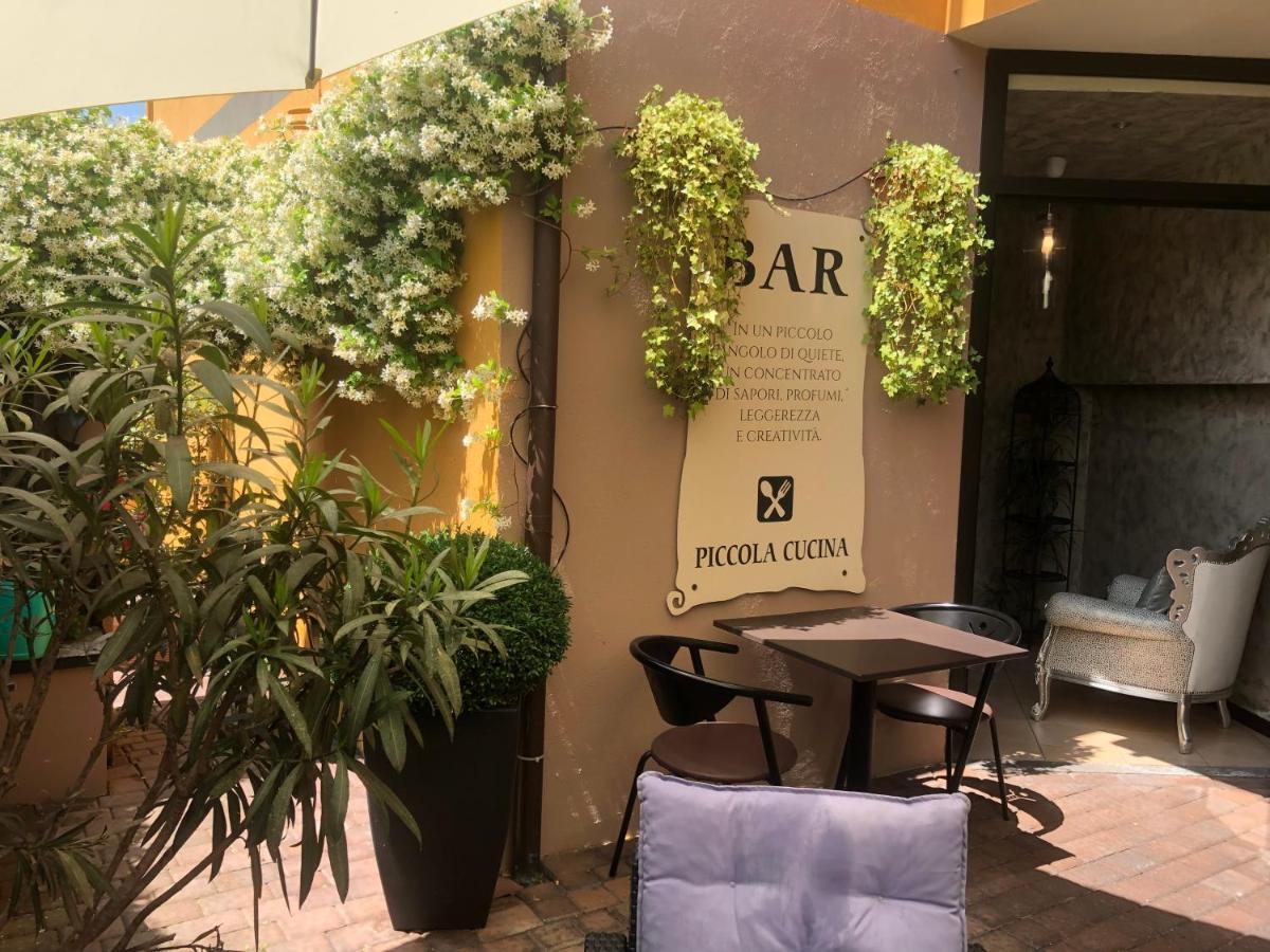 Hotel Del Corso Borgomanero Extérieur photo